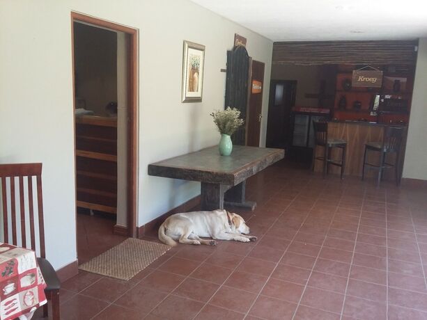 Imagen general del Hotel La Vue Guest Lodge and Function Venue. Foto 9