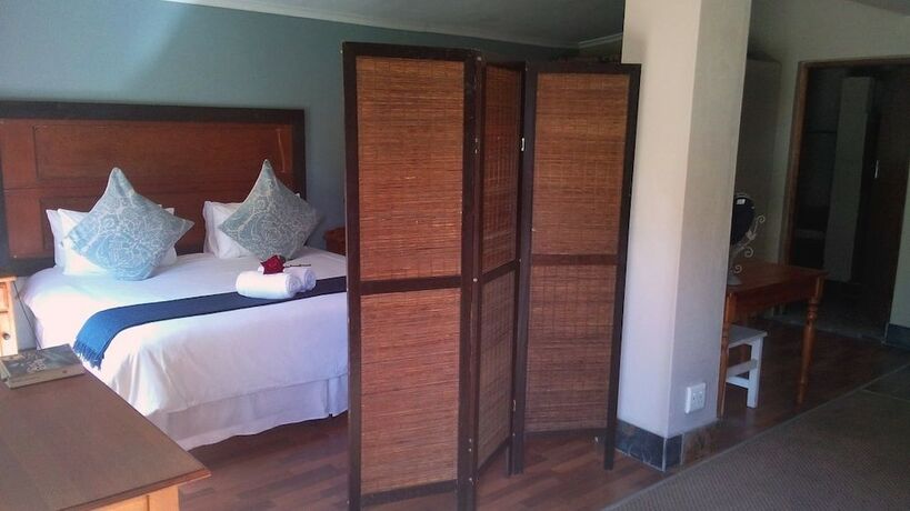 Imagen de la habitación del Hotel La Vue Guest Lodge and Function Venue. Foto 12
