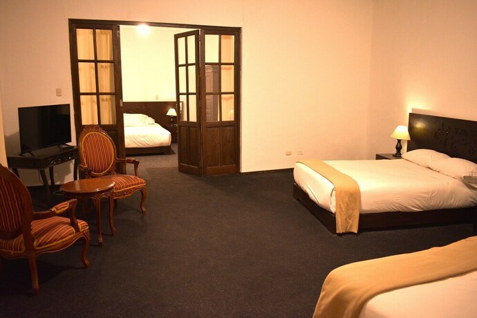 Imagen de la habitación del Hotel La Xalca. Foto 14