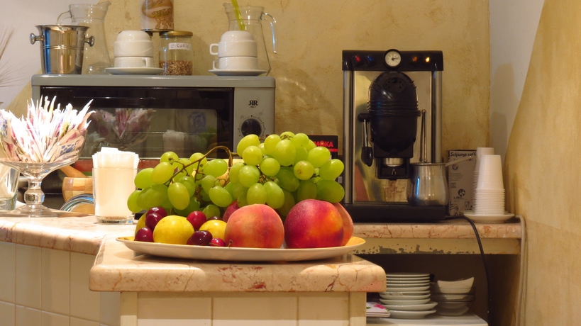 Imagen del bar/restaurante del Hotel La Zagara, Catania. Foto 2
