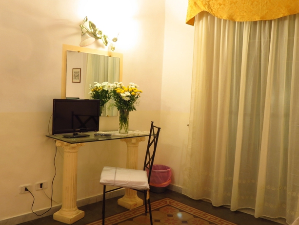 Imagen de la habitación del Hotel La Zagara, Catania. Foto 13