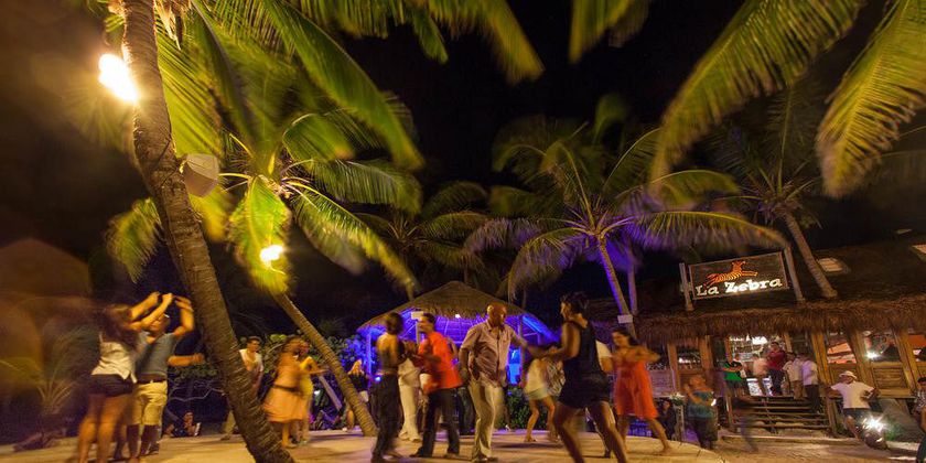 Imagen del bar/restaurante del Hotel La Zebra Tulum, a Small Luxury Hotel. Foto 6