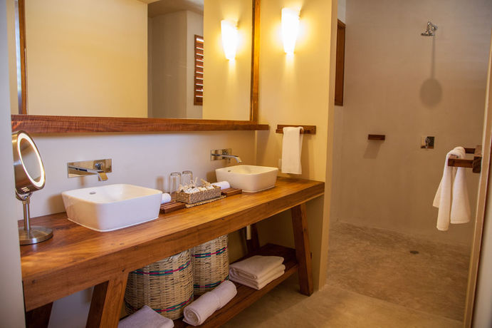 Imagen del bar/restaurante del Hotel La Zebra Tulum, a Small Luxury Hotel. Foto 8