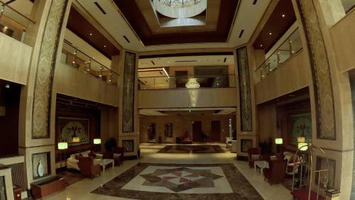 Imagen de los interiores del Hotel La Zona Continental. Foto 6