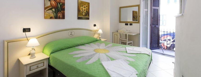 Imagen de la habitación del Hotel La Zorza. Foto 2