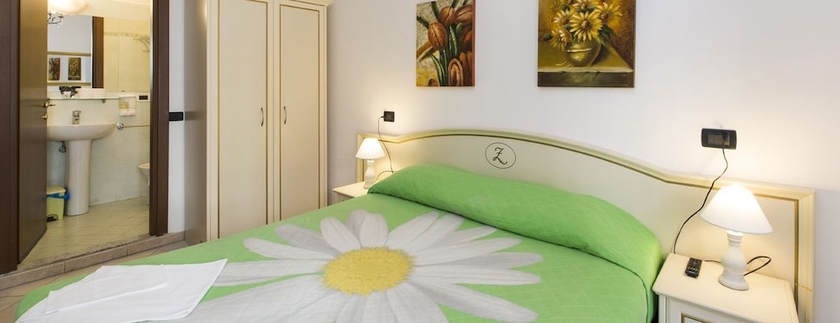 Imagen de la habitación del Hotel La Zorza. Foto 3