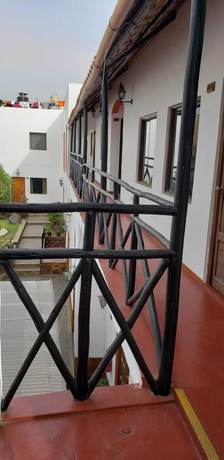 Imagen de los exteriores del Hotel La casa de Theo. Foto 8