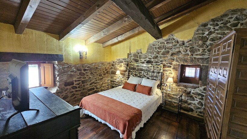 Imagen de la habitación del Hotel La clerecia de Ledesma. Foto 18