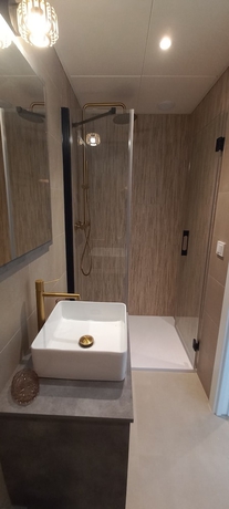 Imagen de la habitación del Hotel La familia Mijas apartments. Foto 6