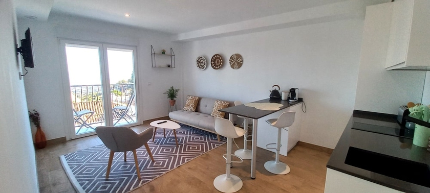 Imagen de la habitación del Hotel La familia Mijas apartments. Foto 7