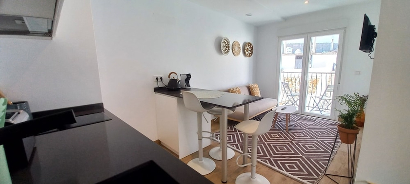 Imagen de la habitación del Hotel La familia Mijas apartments. Foto 8