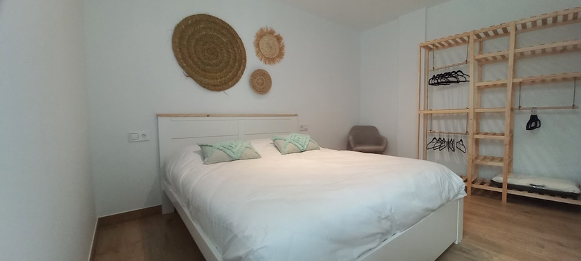 Imagen de la habitación del Hotel La familia Mijas apartments. Foto 9