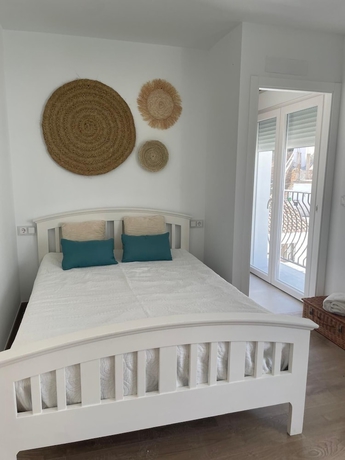Imagen de la habitación del Hotel La familia Mijas apartments. Foto 12