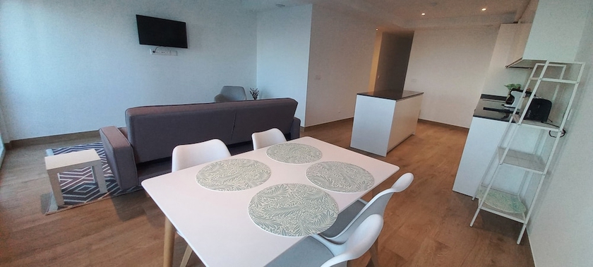 Imagen de la habitación del Hotel La familia Mijas apartments. Foto 13