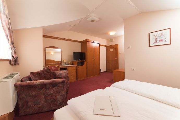 Imagen de la habitación del Hotel LaGus. Foto 5