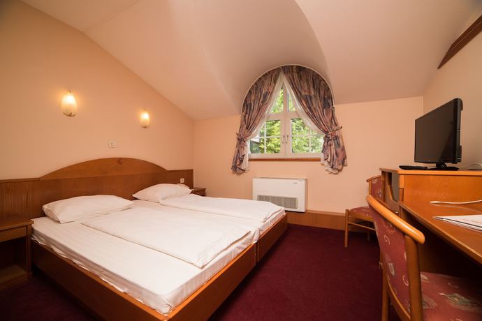 Imagen de la habitación del Hotel LaGus. Foto 7