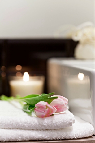 Imagen de los interiores del Hotel LaHouse Luxury Accommodation. Foto 12