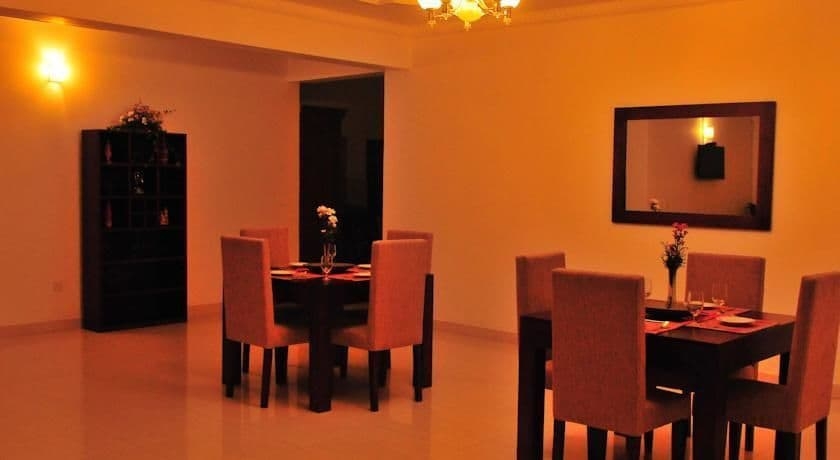 Imagen del bar/restaurante del Hotel Laa Adams. Foto 4