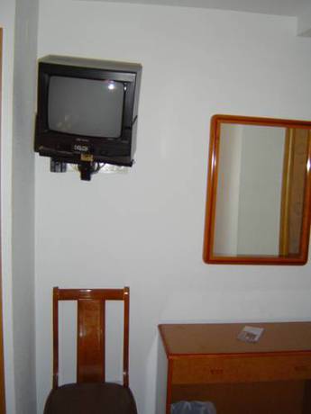 Imagen de la habitación del Hotel L&aacute;zaro. Foto 5