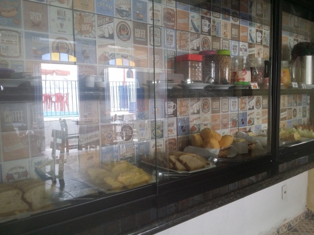 Imagen del bar/restaurante del Hotel L&aacute;zaro Ubatuba. Foto 2