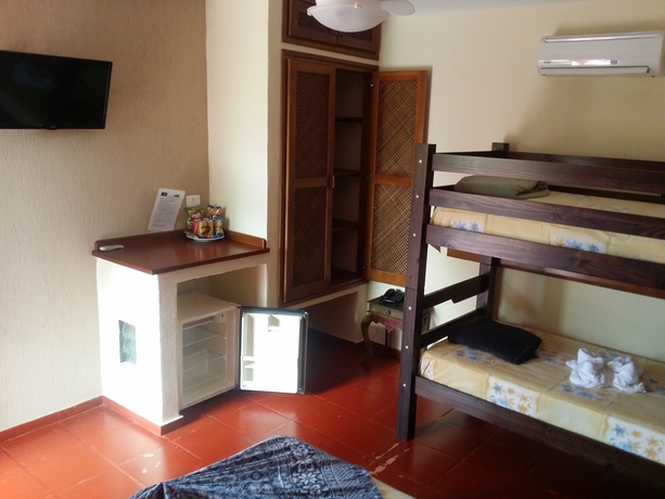 Imagen de la habitación del Hotel L&aacute;zaro Ubatuba. Foto 5
