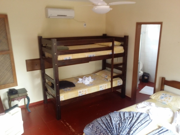 Imagen de la habitación del Hotel L&aacute;zaro Ubatuba. Foto 6