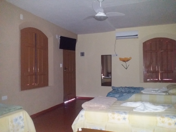 Imagen de la habitación del Hotel L&aacute;zaro Ubatuba. Foto 11