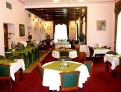 Imagen del bar/restaurante del Hotel L&aacute;zeňsk&yacute; Villa Smetana. Foto 2