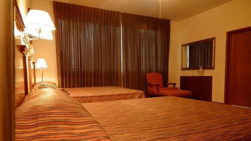 Imagen de la habitación del Hotel Laam. Foto 8