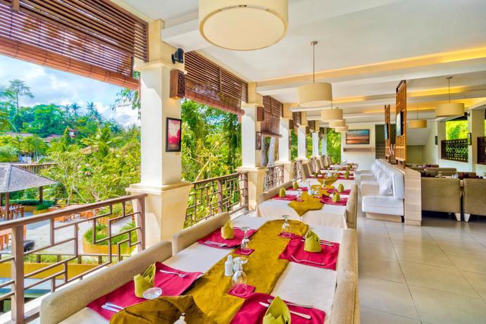 Imagen del bar/restaurante del Hotel Labak River By Eps. Foto 4