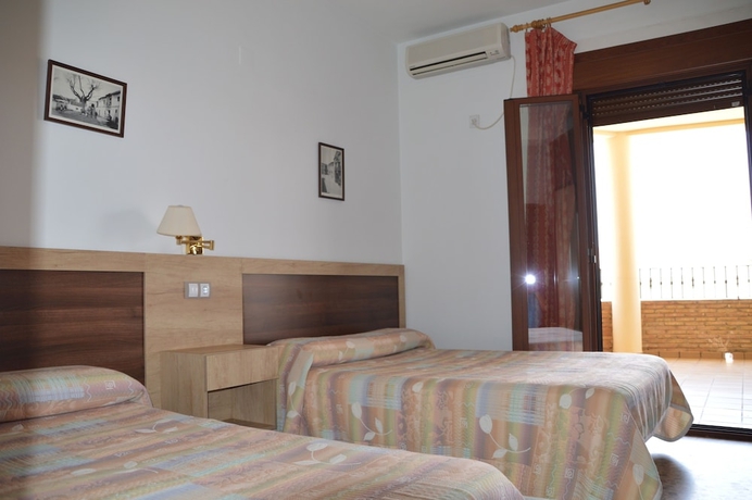 Imagen de la habitación del Hotel Labella Hostal Restaurante. Foto 7