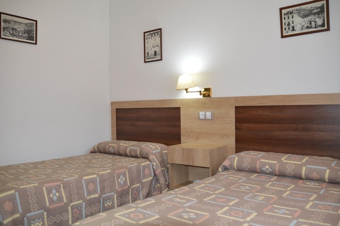 Imagen de la habitación del Hotel Labella Hostal Restaurante. Foto 11