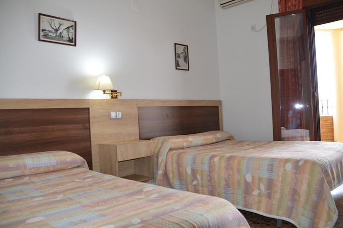 Imagen de la habitación del Hotel Labella Hostal Restaurante. Foto 14