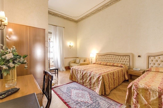 Imagen de la habitación del Hotel Labelle. Foto 6