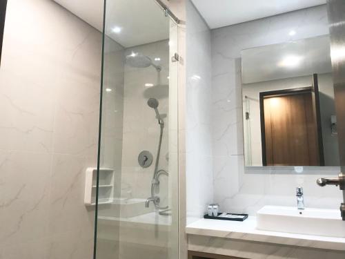 Imagen de la habitación del Hotel Labersa & Convention Center Samosir. Foto 18