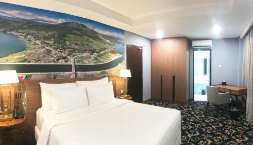 Imagen de la habitación del Hotel Labersa & Convention Center Samosir. Foto 20