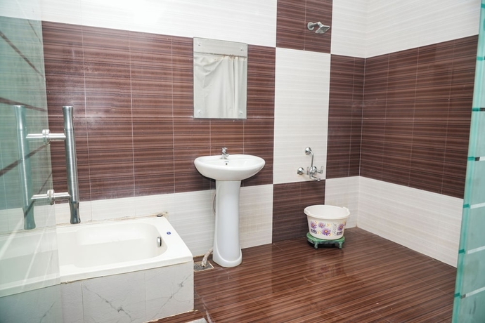 Imagen de la habitación del Hotel Labhs Morbi. Foto 6