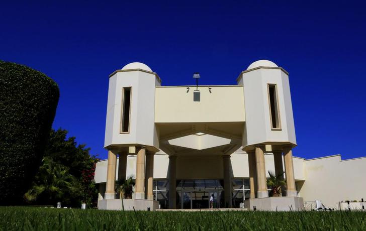 Imagen de los exteriores del Hotel Labranda Royal Makadi. Foto 10