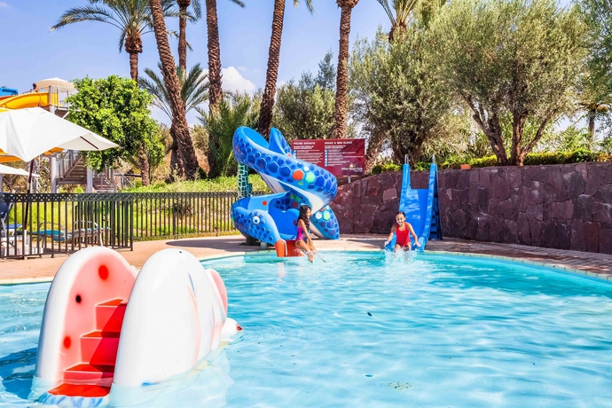 Imagen de la piscina del Hotel Labranda Targa Club Aqua Parc. Foto 12