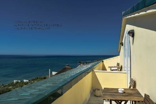 Imagen de los exteriores del Hotel Labreña. Foto 14