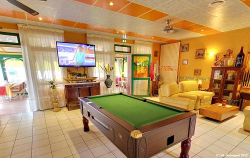 Imagen general del Hotel L'abri. Foto 4