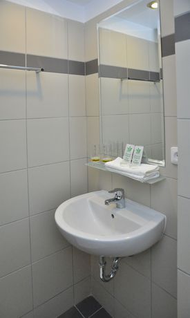 Imagen de la habitación del Hotel Labsk&aacute; Bouda. Foto 8
