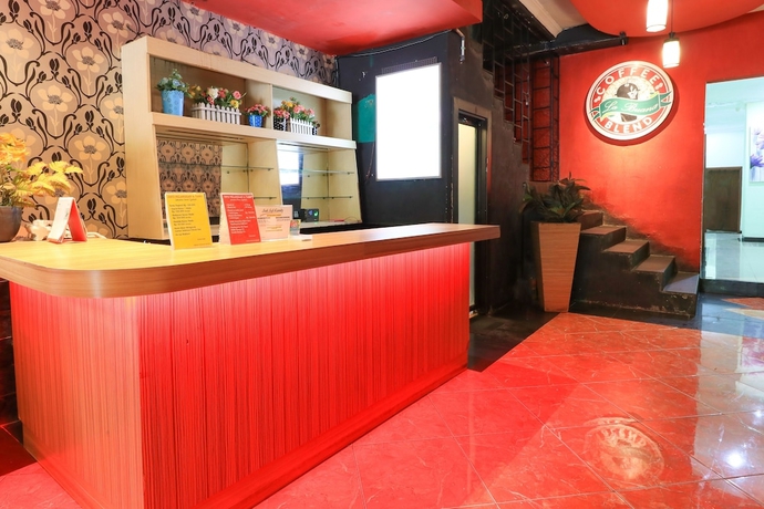 Imagen de los interiores del Hotel Labuana Homestay and Cafe Garden. Foto 13