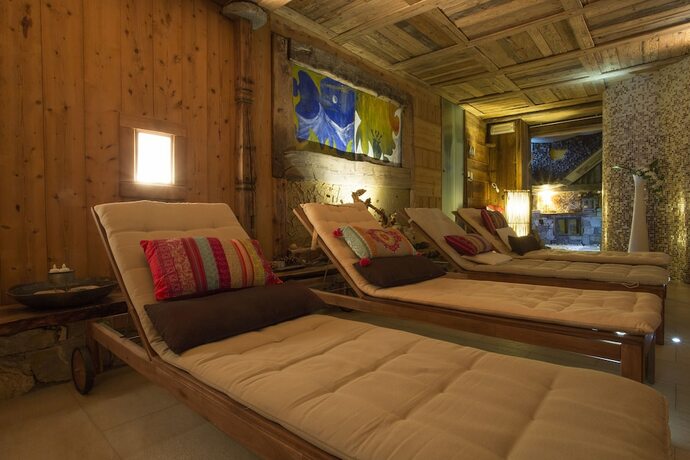 Imagen de la piscina del Hotel Lac Bleu. Foto 29