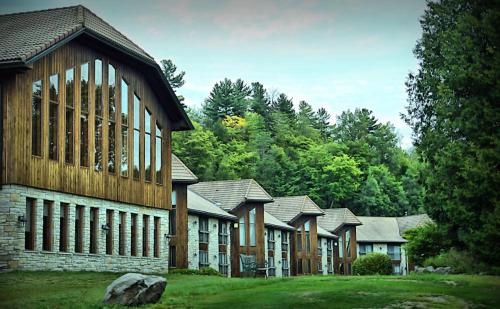 Imagen general del Hotel Lac Carling Golf and Spa. Foto 1