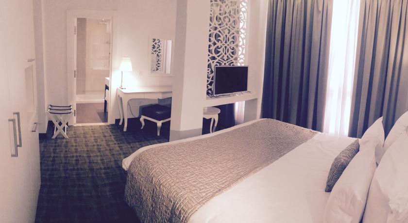 Imagen de la habitación del Hotel Lac Léman. Foto 4