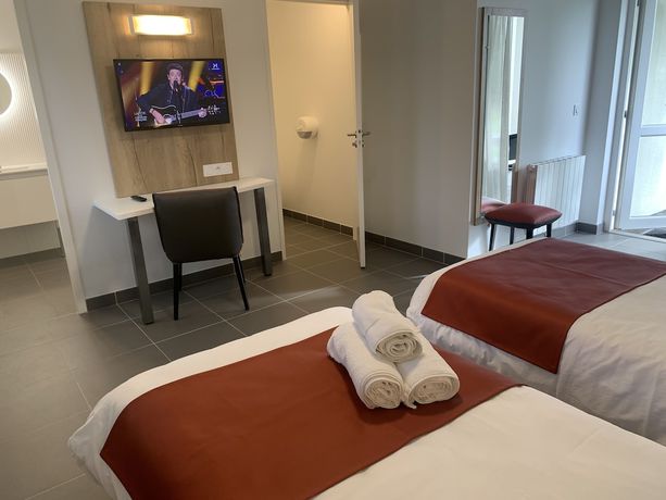 Imagen de la habitación del Hotel Lac d&rsquo;Orient. Foto 9