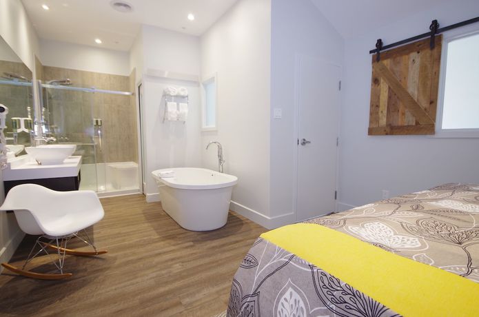 Imagen de la habitación del Hotel Lac-Brome. Foto 2