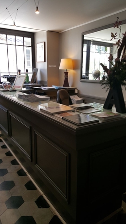 Imagen de los interiores del Hotel L'acad&eacute;mie Lyon. Foto 18