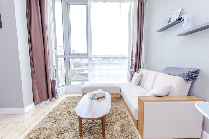 Imagen de la habitación del Hotel Lacasa Service Apartment. Foto 19